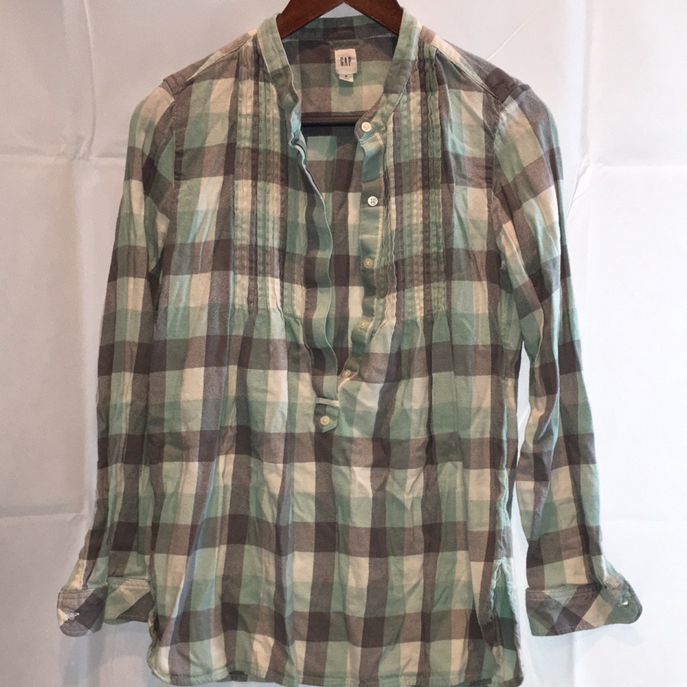 GAP Plaid Green and Gray Long Sleeve Flannel Shirt | Size M